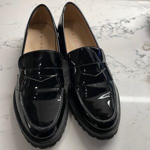 WIRTH black patent leather loafer w rubber sole. Gently worn once!